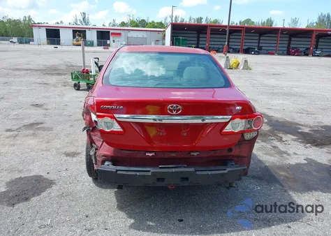 2013 Toyota Corolla Le z USA, uszkodzony, nr VIN 5YFBU4EE2DP084309